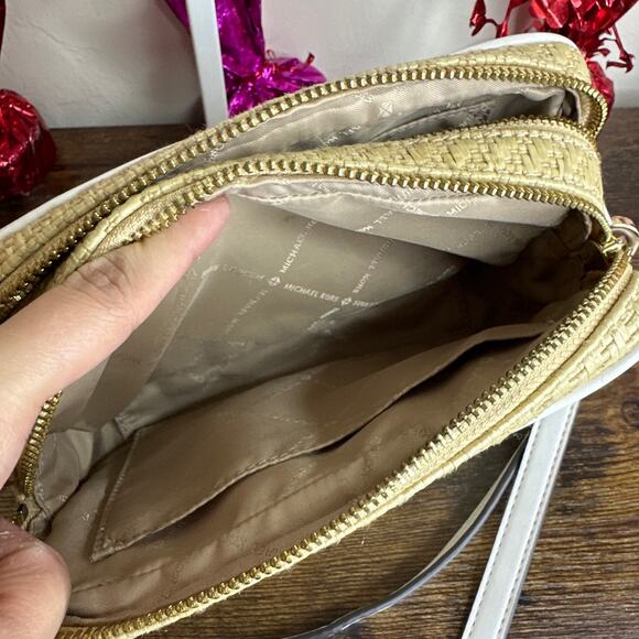 MICHAEL KORS Kenly Double Zip Natural Straw Small Camera Crossbody - Picture 9 of 10